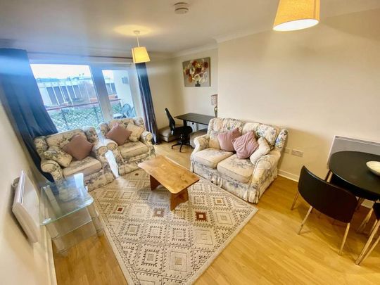 2 bedroom flat to rent - Photo 1