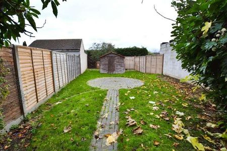 Boverton Drive, Brockworth, Gloucester, GL3 - Photo 5