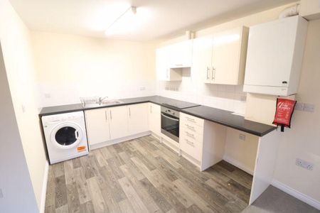 2 bedroom apartment to rent - Photo 2