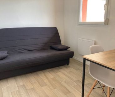 SUPERBE T2 BIS EN RESIDENCE SECURISEE AVEC GRAND BALCON ET PARKING - Photo 2