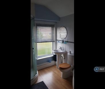2 bedroom terraced house to rent - Photo 6