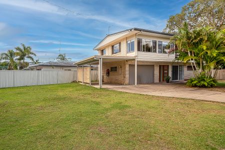 60A Bardon Avenue, Miami QLD 4220 - House For Rent | Domain - Photo 5