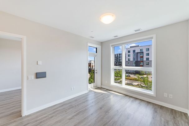 For Lease - 95 Dundas Street Unit# 324, Oakville, Ontario - Photo 1