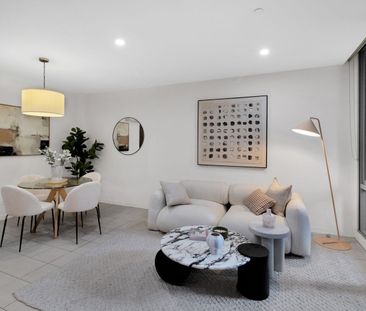 Contemporary Living in the Heart of South Yarra - Photo 2