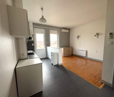 Location Appartement 3 pièces 54m² LE COTEAU 42120 - Photo 3