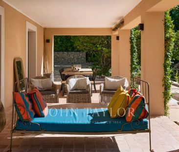 Maison à louer Valbonne, Cote d'Azur, France7 500 EUR / Mois - Photo 5