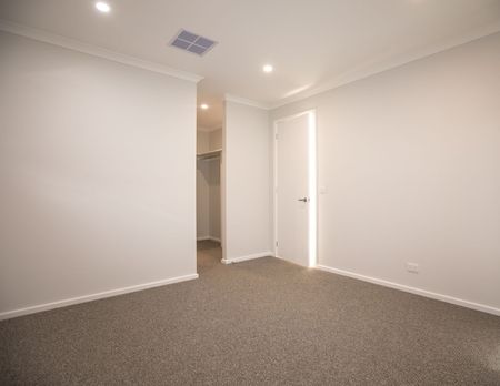 FAMILY HOME- WITH BREATHTAKING VIEWS - Photo 2