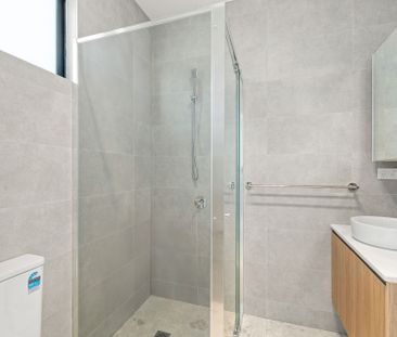 Brand NEW Residence - Modern Living - Photo 6