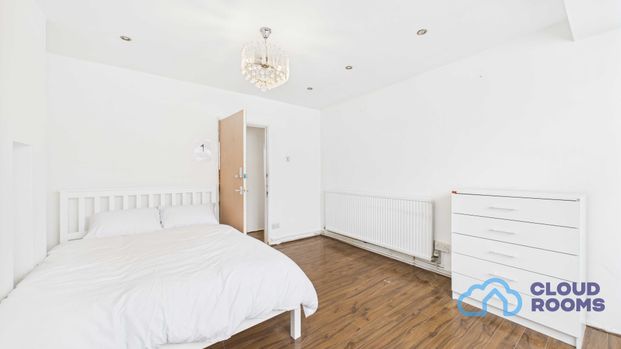 RM1 High Street | Newham | London | E12 6SL - Photo 1