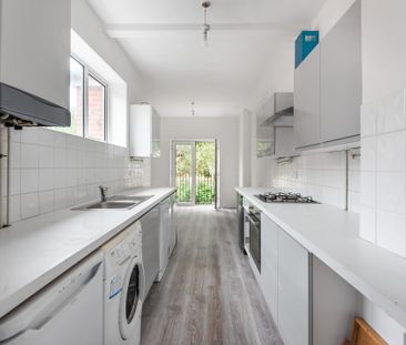 Brookley Road, Brockenhurst, SO42 maisonette to rent - Photo 3