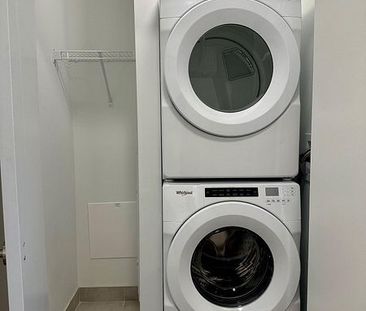 For Lease - 3250 Carding Mill Trail Unit# 533, Oakville, Ontario - Photo 5