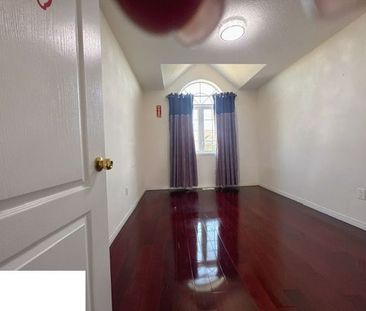 For Lease - 376 Caboto Trail, Markham, Ontario - Photo 3