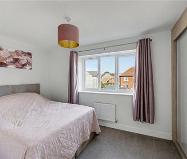 2 bedroom end of terrace house to rent - Photo 5