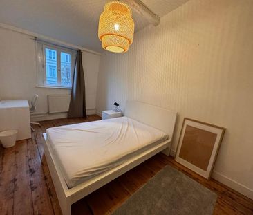 Maison à Louer à LILLE 3900 € - Photo 3