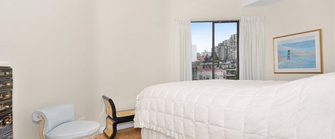 1011 Beach Avenue | 1011 Beach Avenue, Vancouver - Photo 1