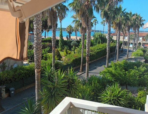 Appartement T3 VUE MER - Six Fours les Lones limite Sanary Port - - Photo 1