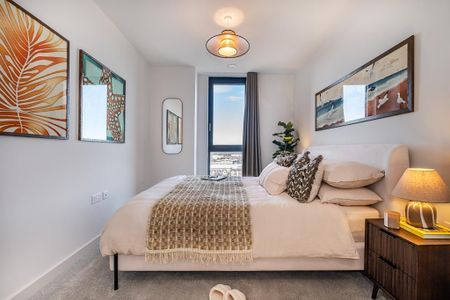 2 bedroom penthouse to rent - Photo 2