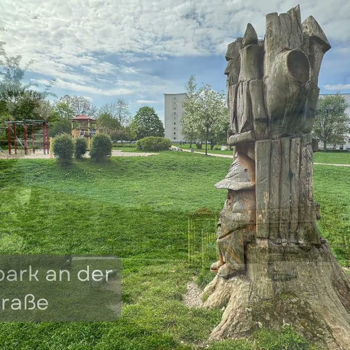 Mit Blick ins Grüne gelegene 2-Raum-Wohnung und Tageslichtbad - Foto 1