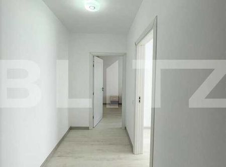 Apartament 4 camere, 87 mp, 2 balcoane, parcare, zona Petrom - Fotografie 5