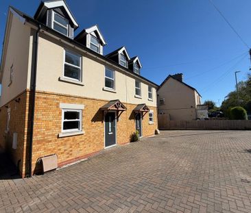 4 bedroom semi-detached house to rent - Photo 6