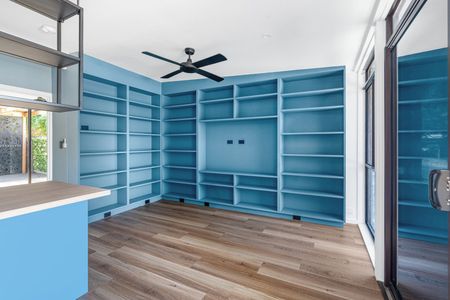 Ideal Low-Maintenance Living - Photo 2