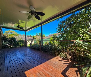 Charming Renovated Home with Stunning Outdoor Entertaining - Photo 6