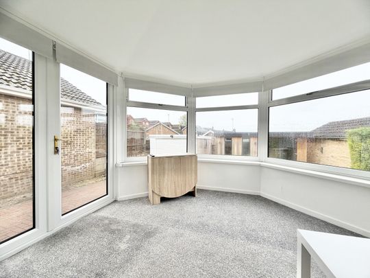 2 Bed Detached Bungalow to Rent - Photo 1