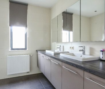 Ruim appartement met 2 slpks en autostaanplaats in Westerlo - Foto 5