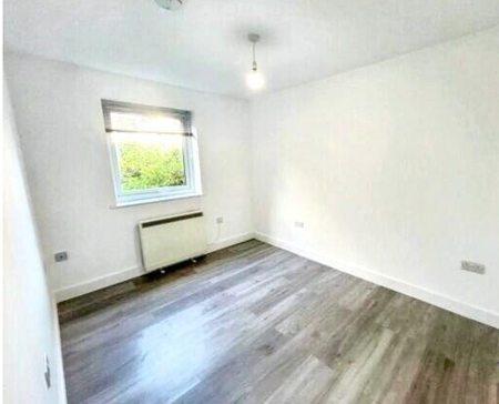 4 bedroom property to rent - Photo 5