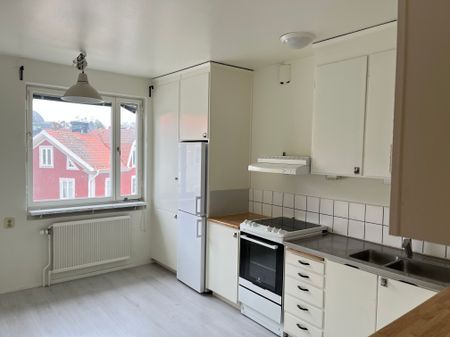 Drottninggatan, Kungsör - Photo 3