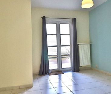Appartement te huur in Kortrijk voor € 600 met 1 slaapkamer - Foto 3