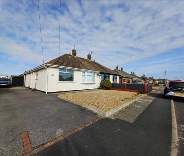 2 bedroom bungalow to rent - Photo 2