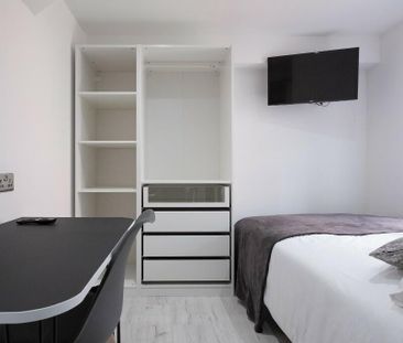 6 bedroom house to rent - Photo 5