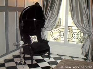 Logement à Paris, Location meublée - Photo 1