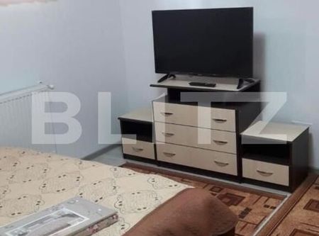 Apartament cu 2 camere, 55 mp, strada Calea Unirii - Fotografie 3