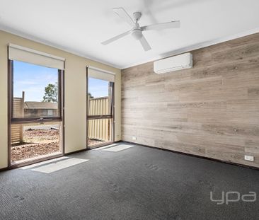 4 Pinnacle Crescent, Brookfield - Photo 2