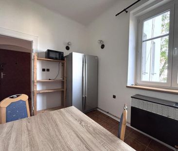 Pronájem bytu 2+1 81 m2 - Fotografie 1