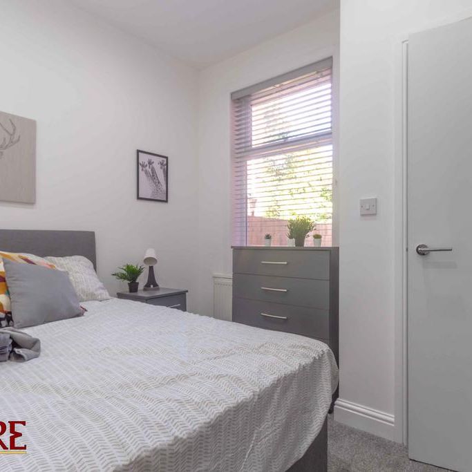 1 bedroom in a house share to rent - Photo 1
