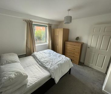 2 Bed Flat, Fremington Court, CV1 - Photo 6