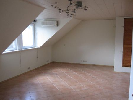 93qm Dachgeschoßwohnung in Troisdorf-Altenrath mit Carport - Photo 4