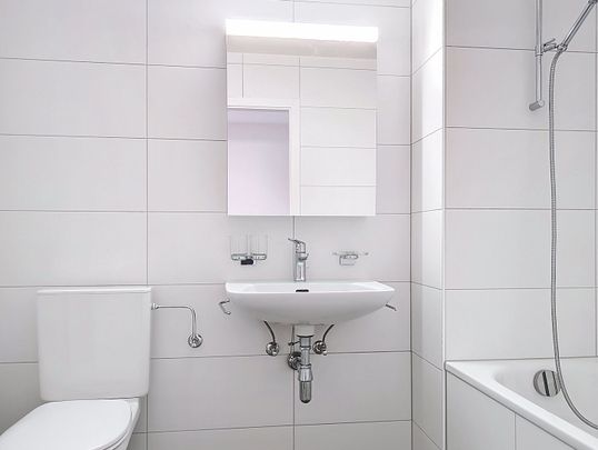 Bel appartement lumineux de 3.5 pièces rénové au 4ème étage avec ascenseur - Photo 1