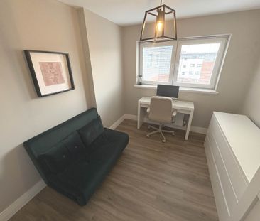 Price £1,050 pcm - Available 05/06/2025 - Unfurnished - Photo 2