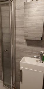 Studio Flat, London, W12 - Photo 4