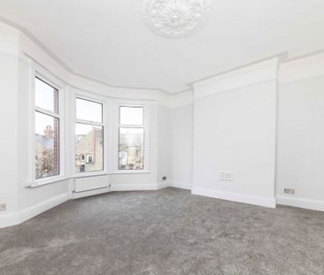 Radbourne Road, SW12 0ED, London - Photo 1