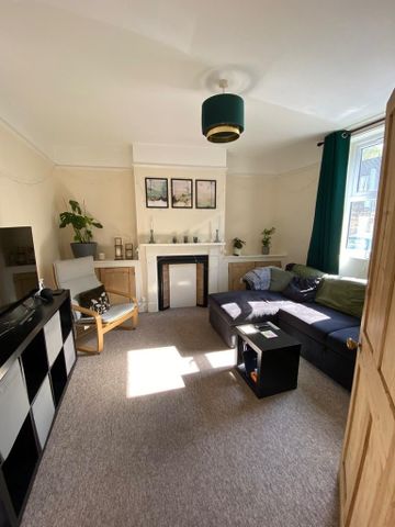 3 bedroom terraced house to rent - Photo 5