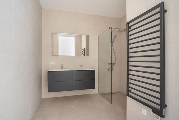 Te huur: Appartement Bridgemankade in Hoofddorp - Photo 1