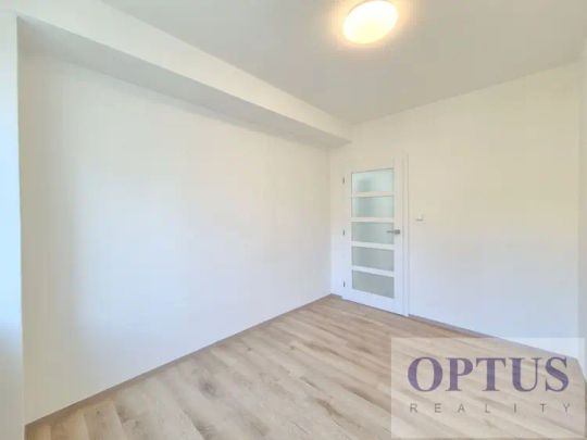 P4 Braník, ul. Za Mlýnem, nezařízený moderní byt 2 + k. k. (46 m - Photo 1