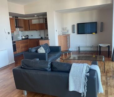 2 Bed Flat, Bothwell Street, G2 - Photo 2