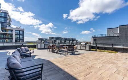 For Lease - 395 Dundas Street Unit# 628, Oakville, Ontario - Photo 4