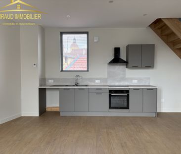 Location Appartement 3 pièces 72m² CHARLIEU 42190 - Photo 1